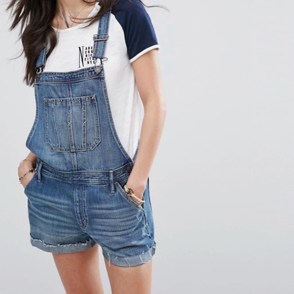 Abercrombie and Fitch Denim Overall Shorts NWT - Picture 1 of 6